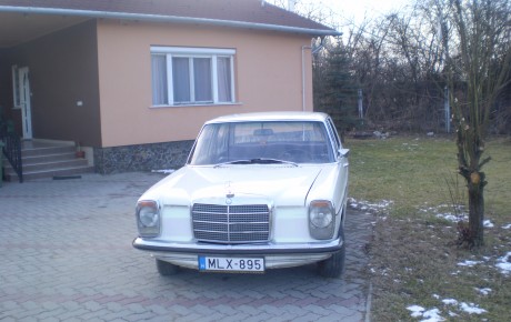 Mercedes-Benz W115  '1973